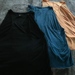 Women's Muscle tank (set of 3)